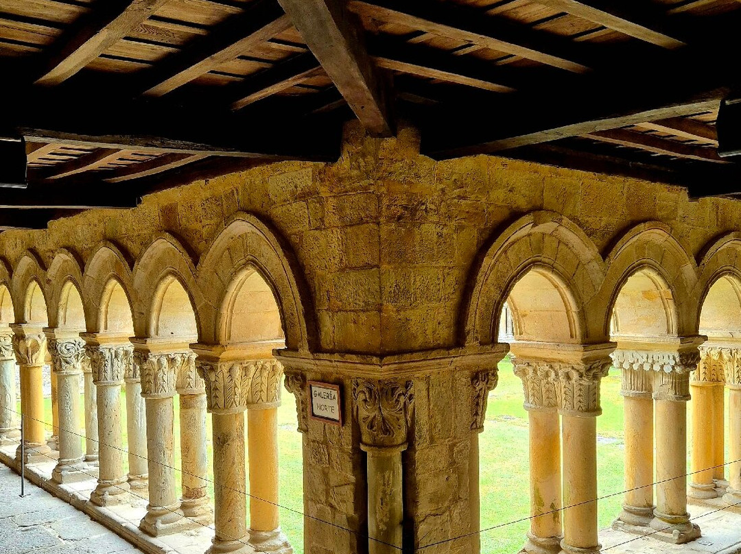 Casco Histórico De Santillana Del Mar-海边的散提亚拿必去景点