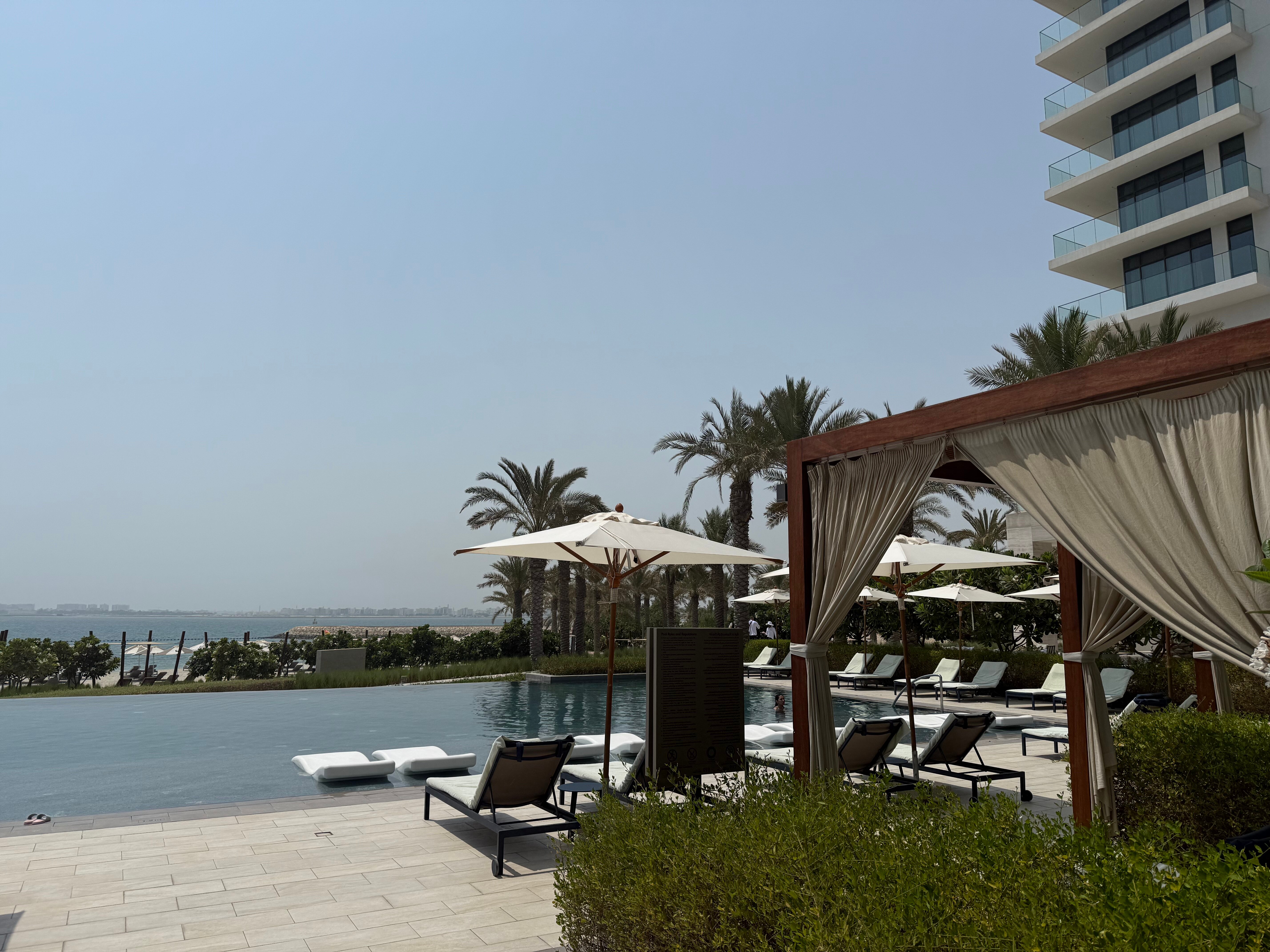 Address Beach Resort Bahrain-泳池