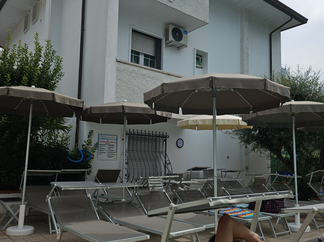 Hotel Giamaika主图