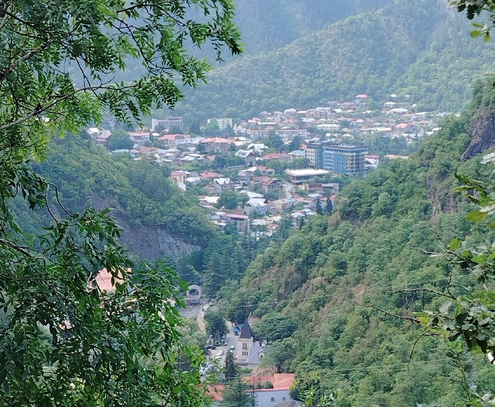 Borjomi Sulfur Pools-Borjomi必去景点