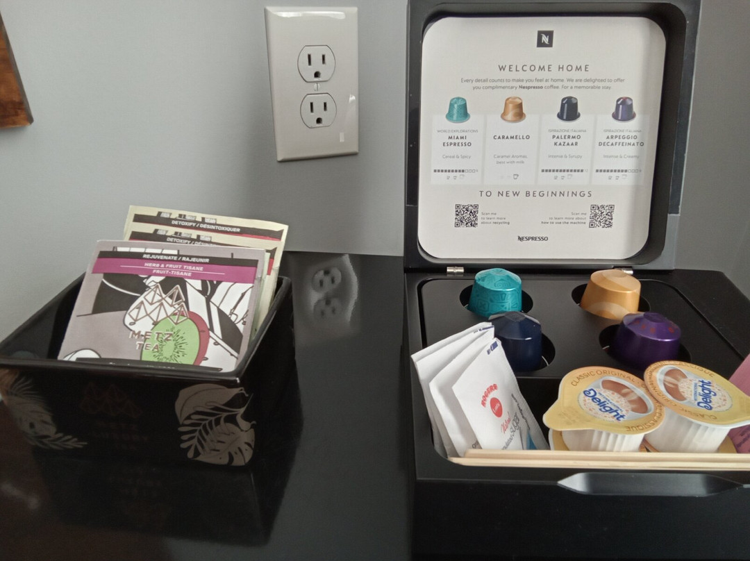 Cambridge Hotel and Conference Centre主图