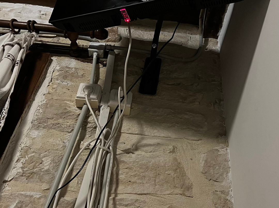 Stone Village Hotel主图