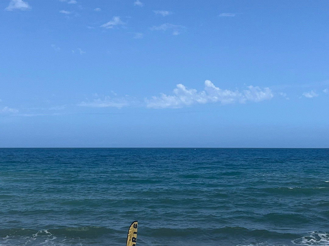 Piranha Sup Surf School-切法卢必去景点