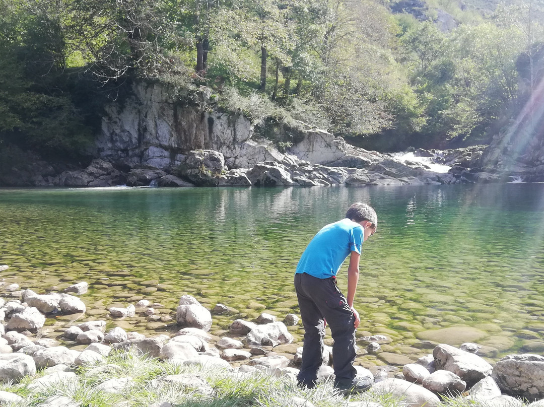Rio Dobra-Cangas de Onis必去景点