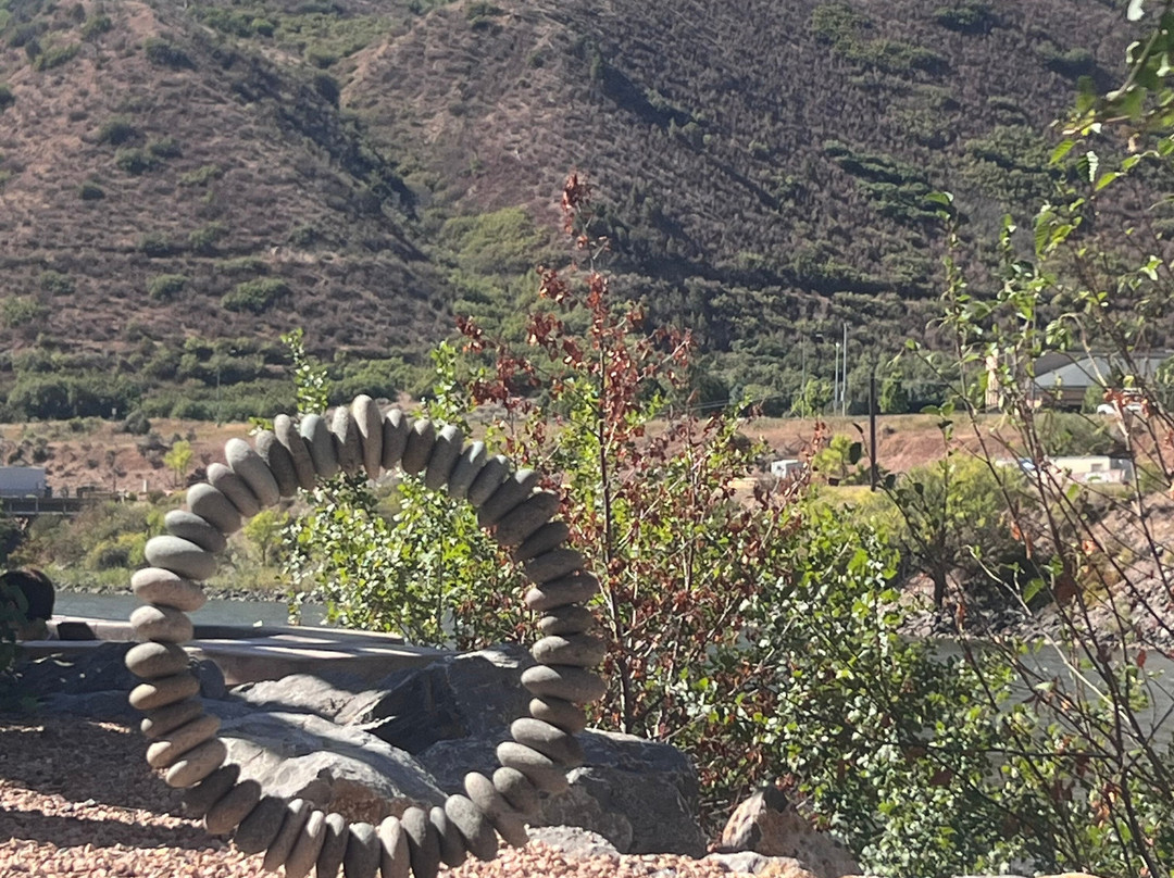 Iron Mountain Hot Springs-格伦伍德温泉必去景点
