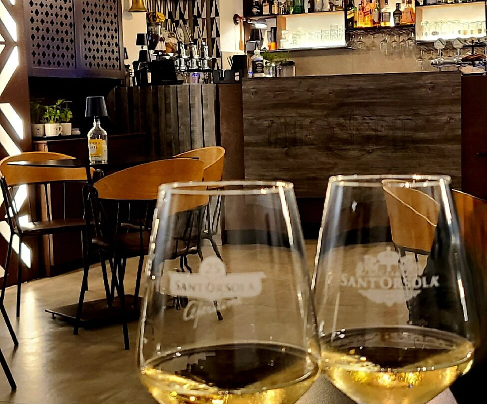 Tanto Per - Bar & Bistro