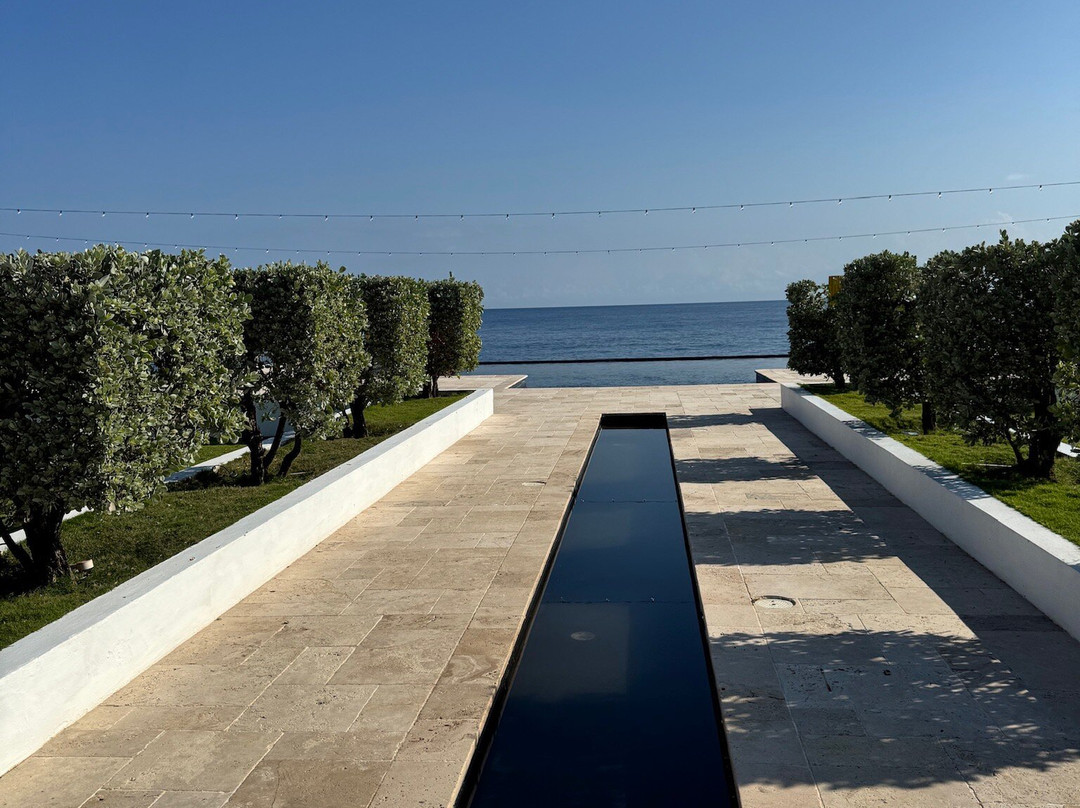 Trident Castle主图