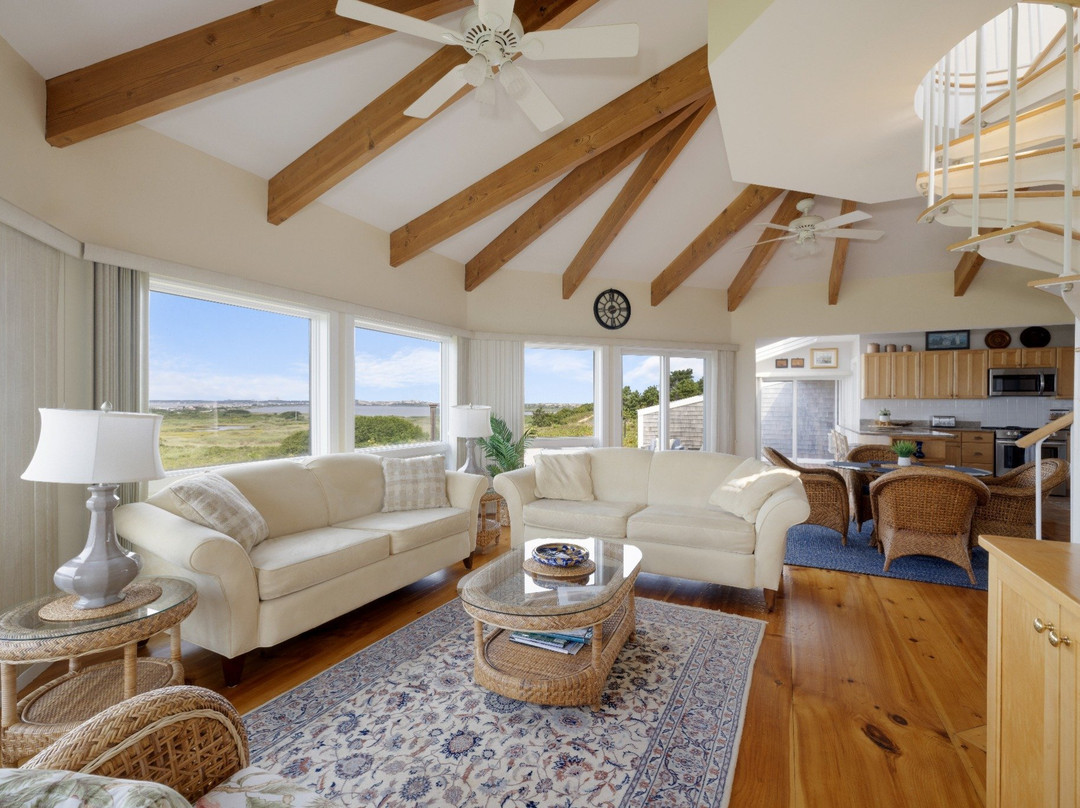 Dune Crest Hotel主图