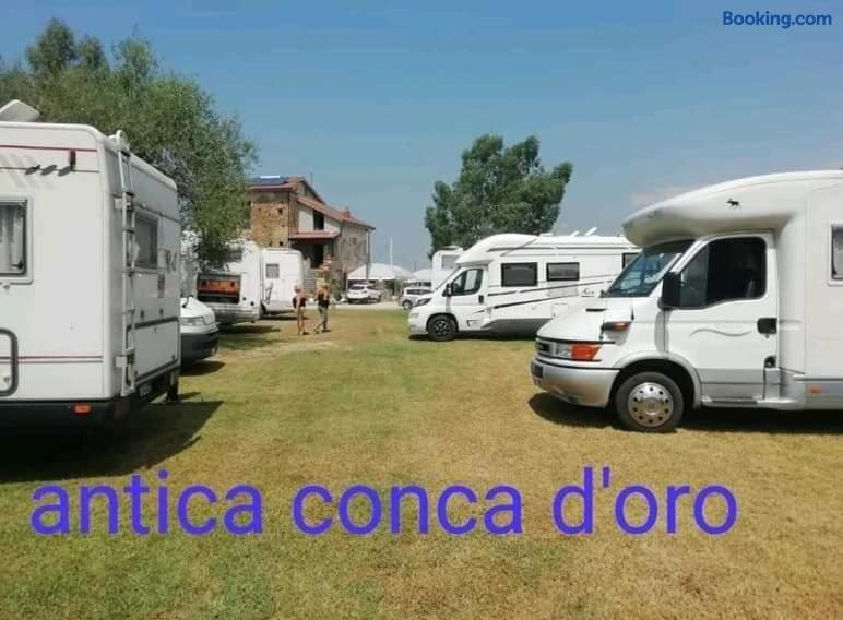 Sosta Camper Park Cilento Con Piazzole E Tende