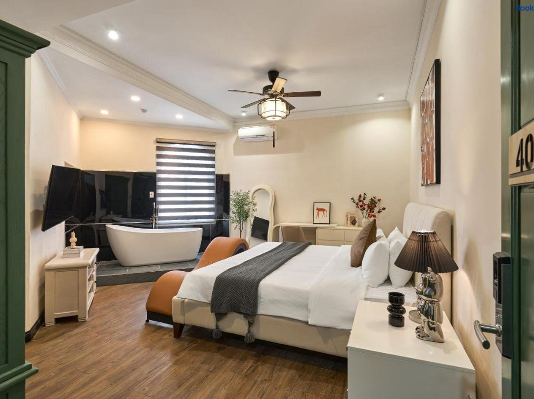 Cloud Passion Airport Hotel