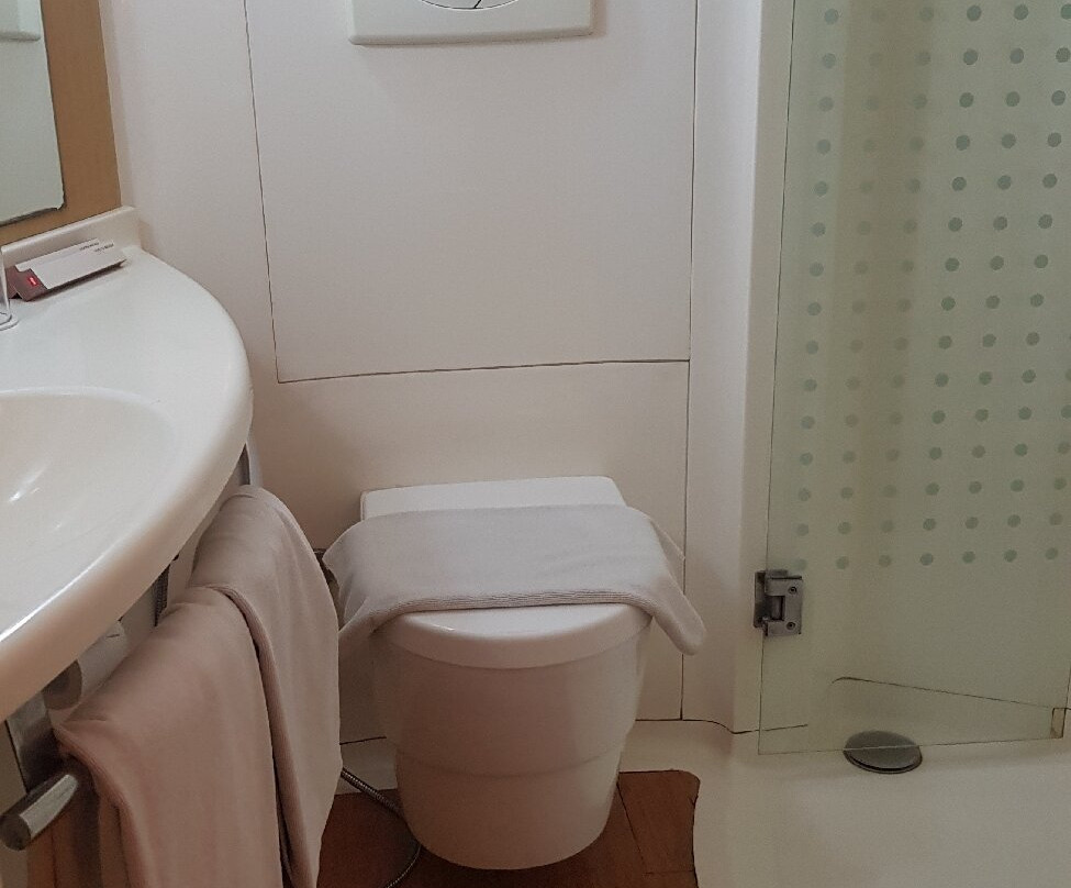 泗水市中心宜必思酒店主图