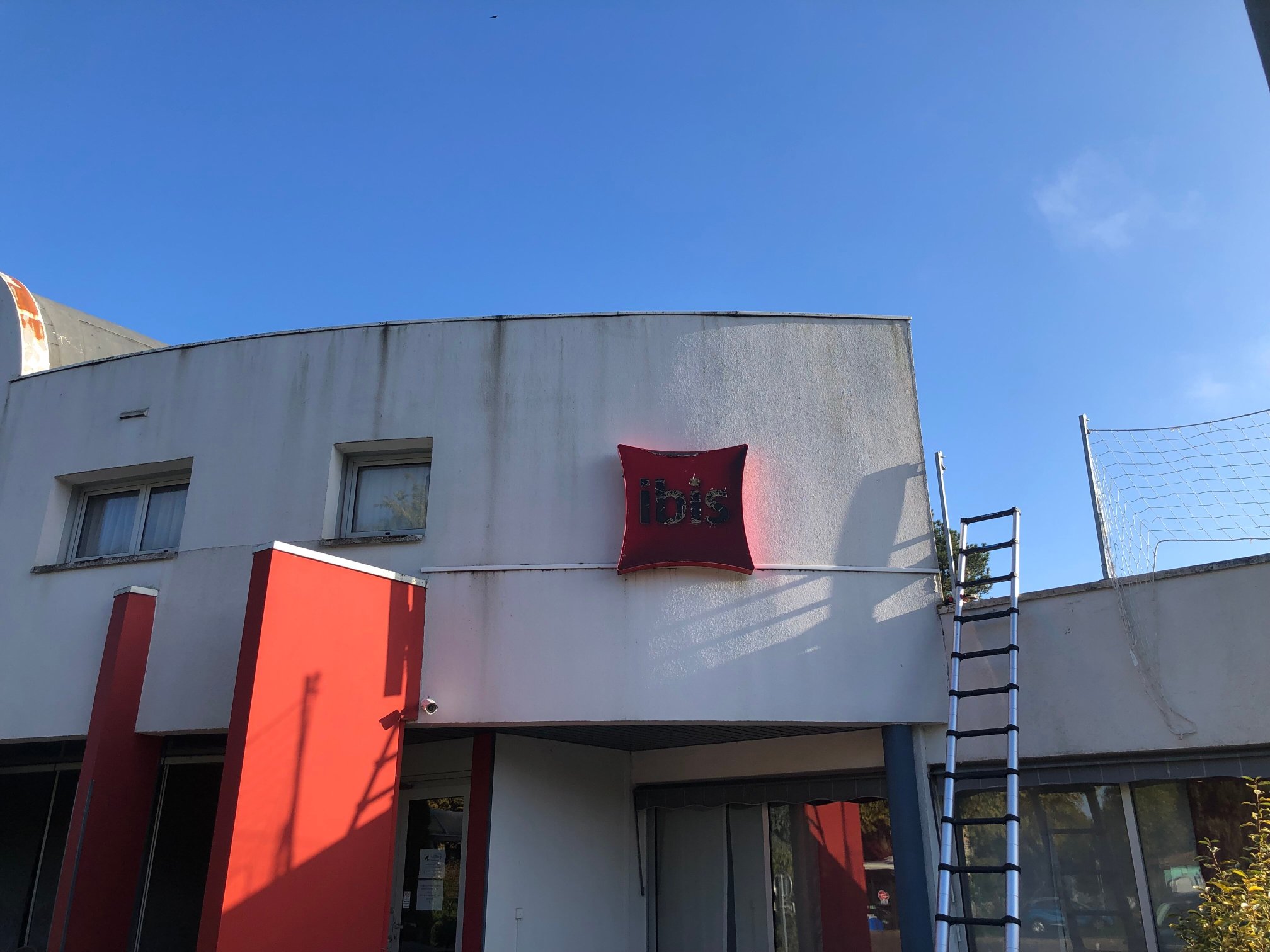 宜必思普瓦捷博利厄酒店-官方