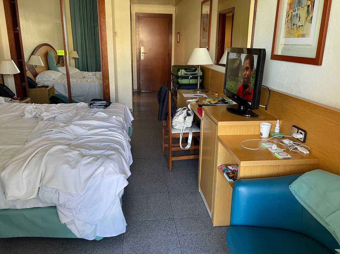 夏日公园酒店主图