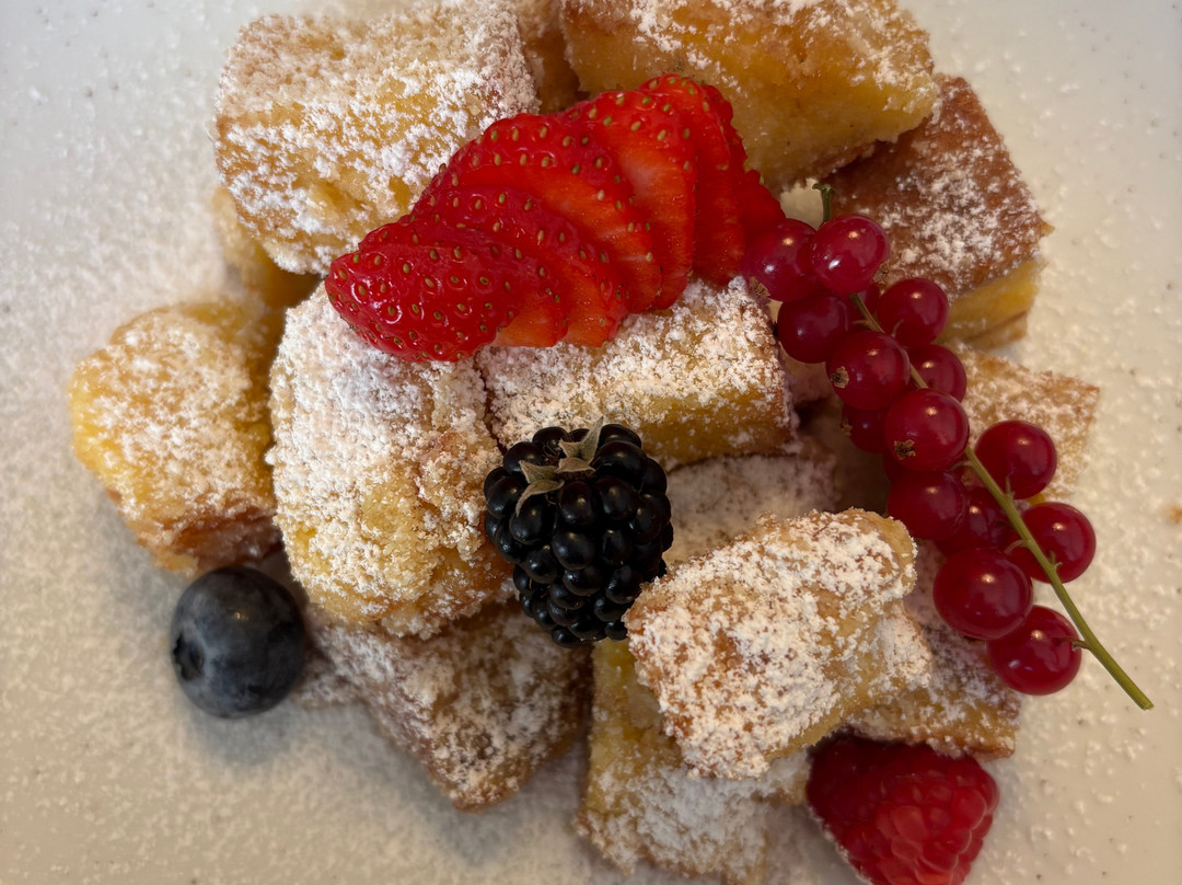 苏姆莫伦酒店主图