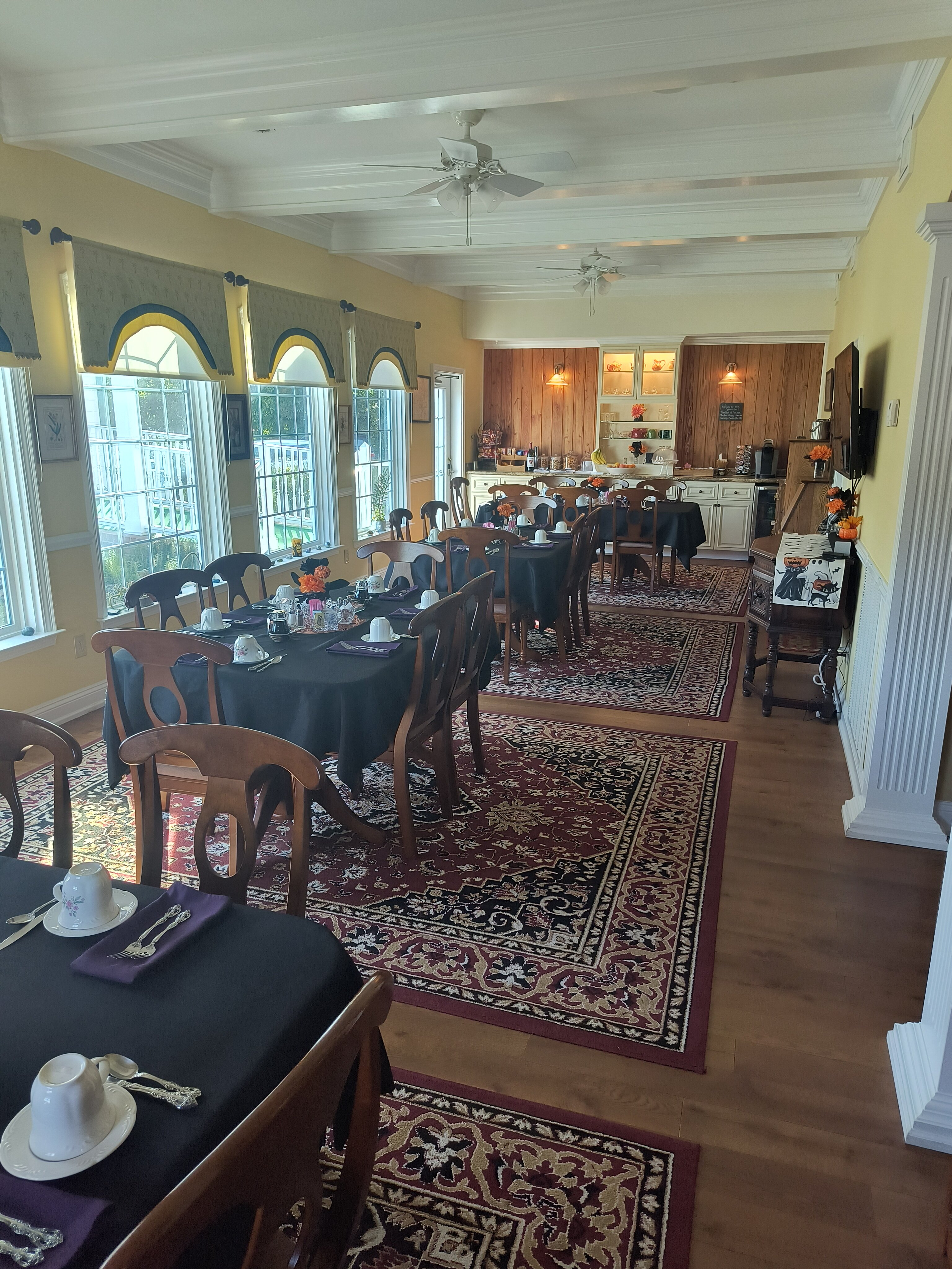 The Cypress Inn-浴室