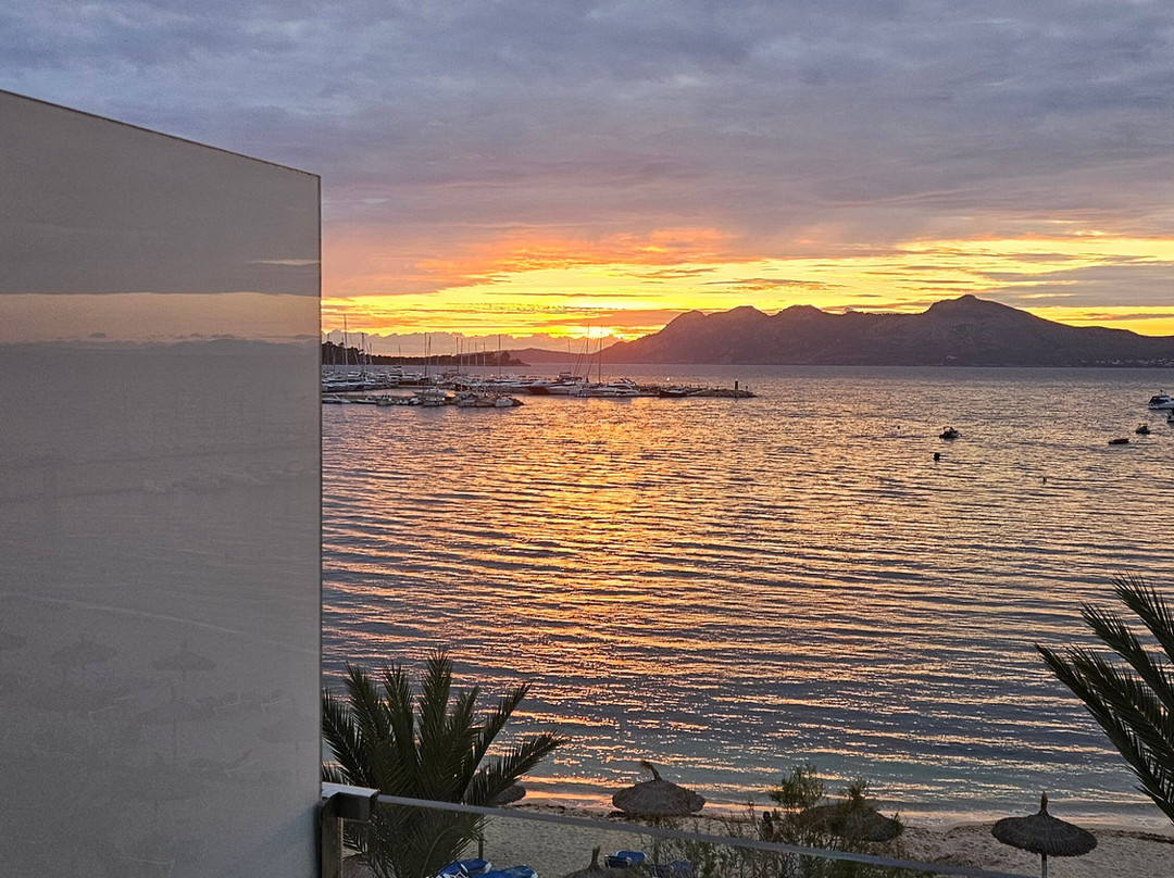 La Goleta Hotel de Mar主图