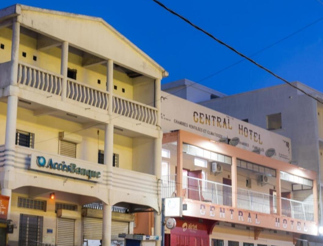 Central Hotel