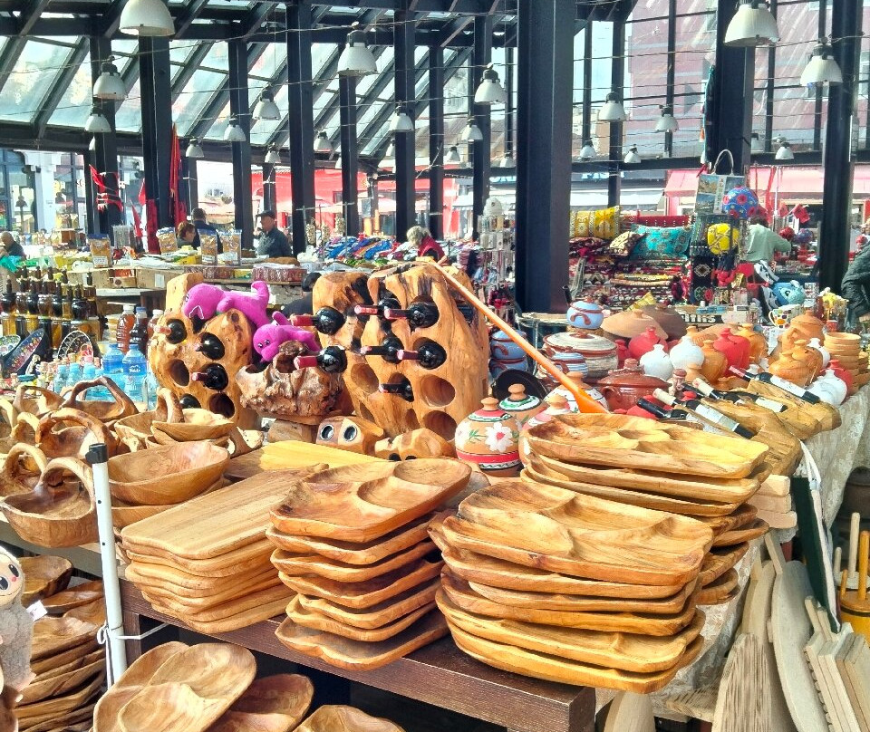 Pazari i Ri-地拉那必去景点