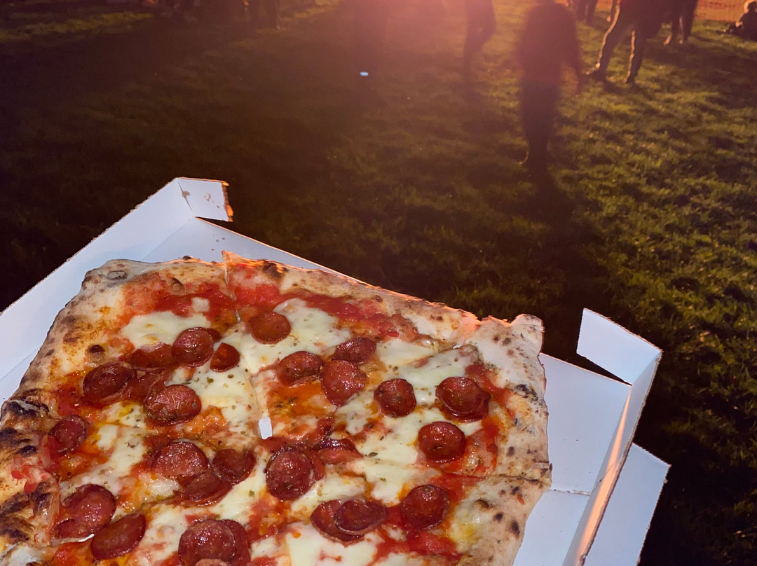 Nelson's Woodfired Pizza