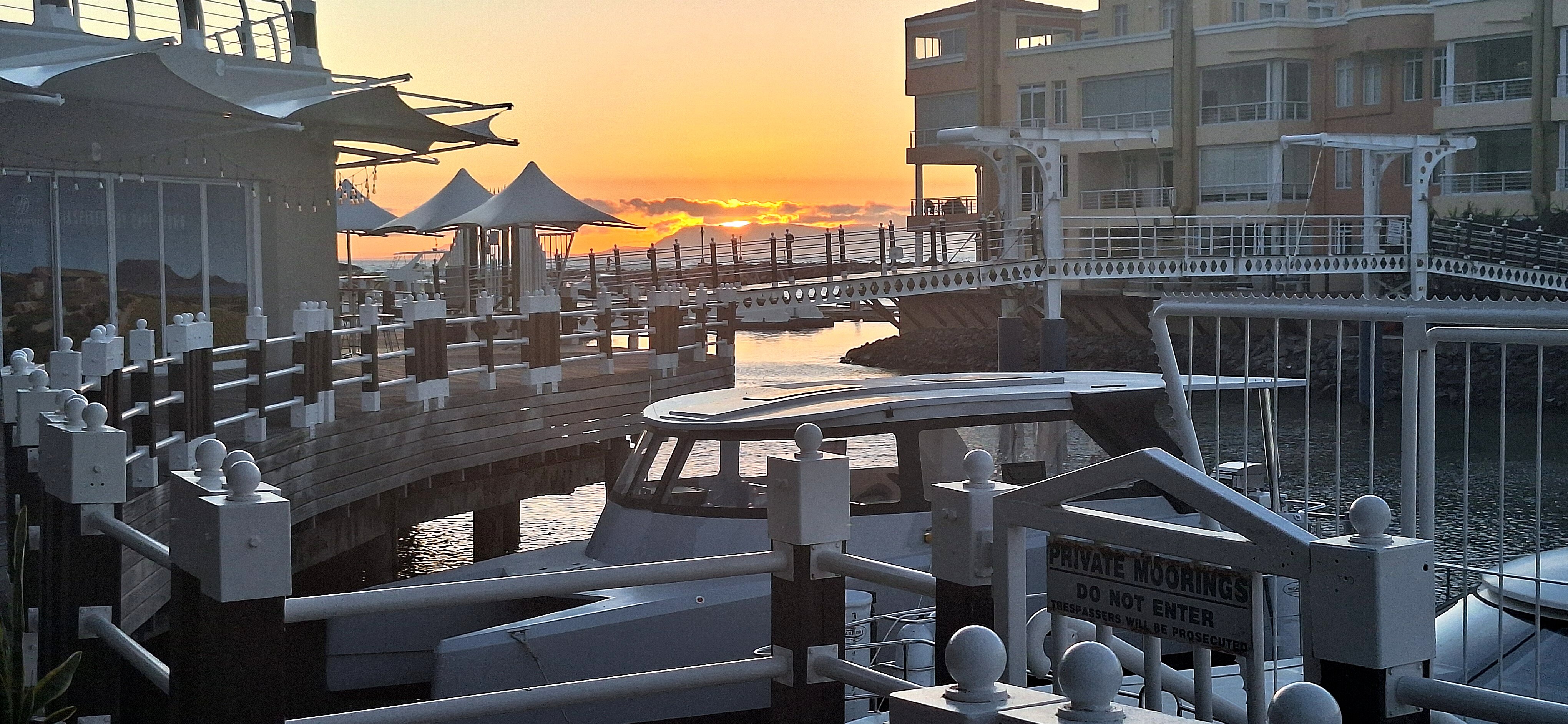 Krystal Beach Hotel-浴室