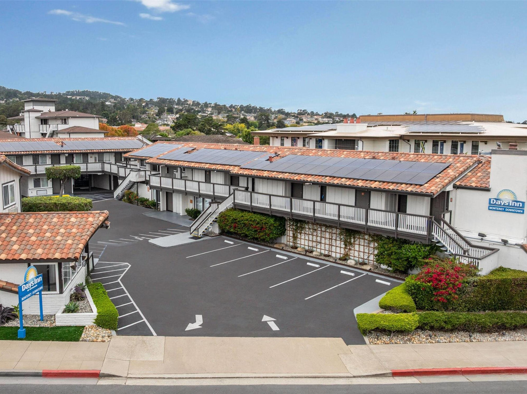 蒙特雷市区戴斯酒店