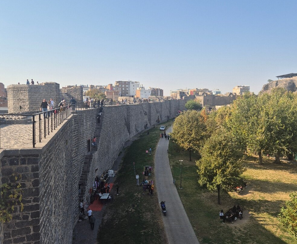Diyarbakir City Walls-Diyarbakir必去景点