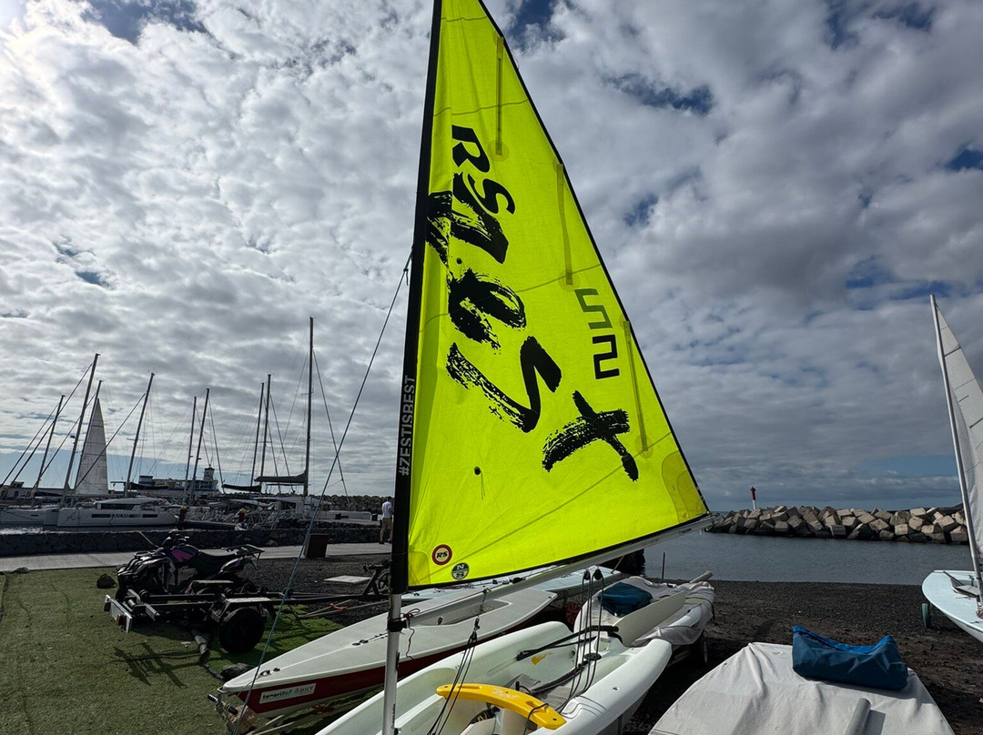 Amarilla Sailing Club-Los Abrigos必去景点