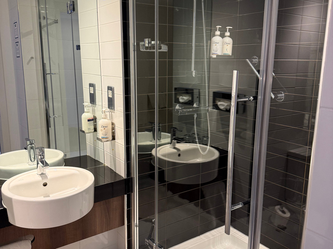 Holiday Inn Express Preston - South by IHG主图