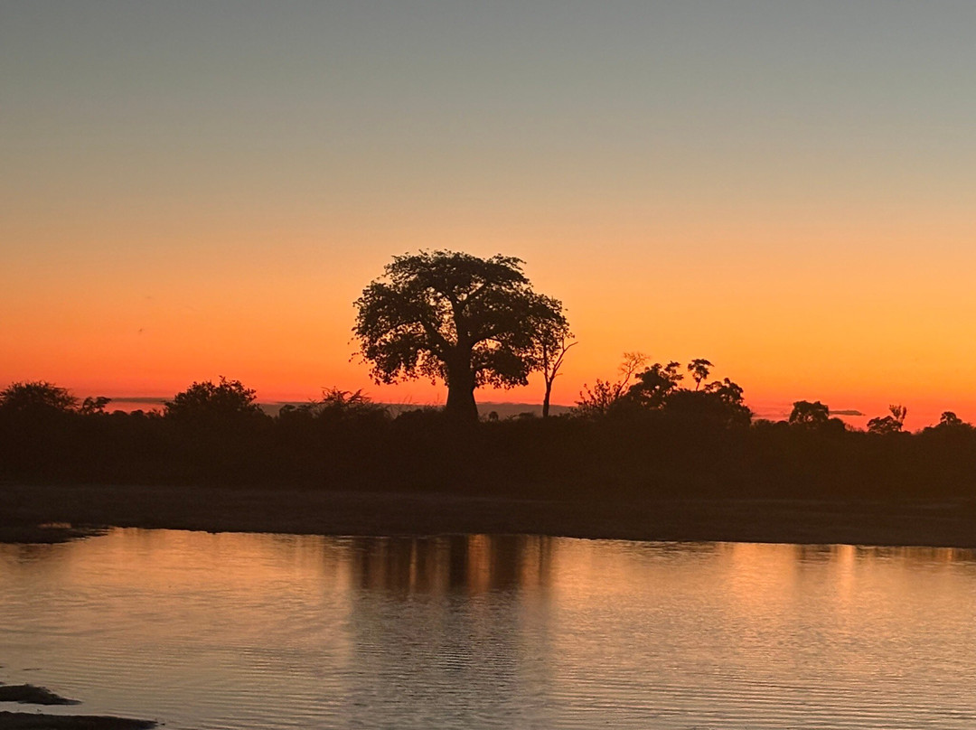 Island Mobile Safaris-马翁必去景点