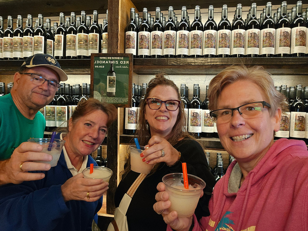 Old Mountain Wine Company-盖林柏格必去景点