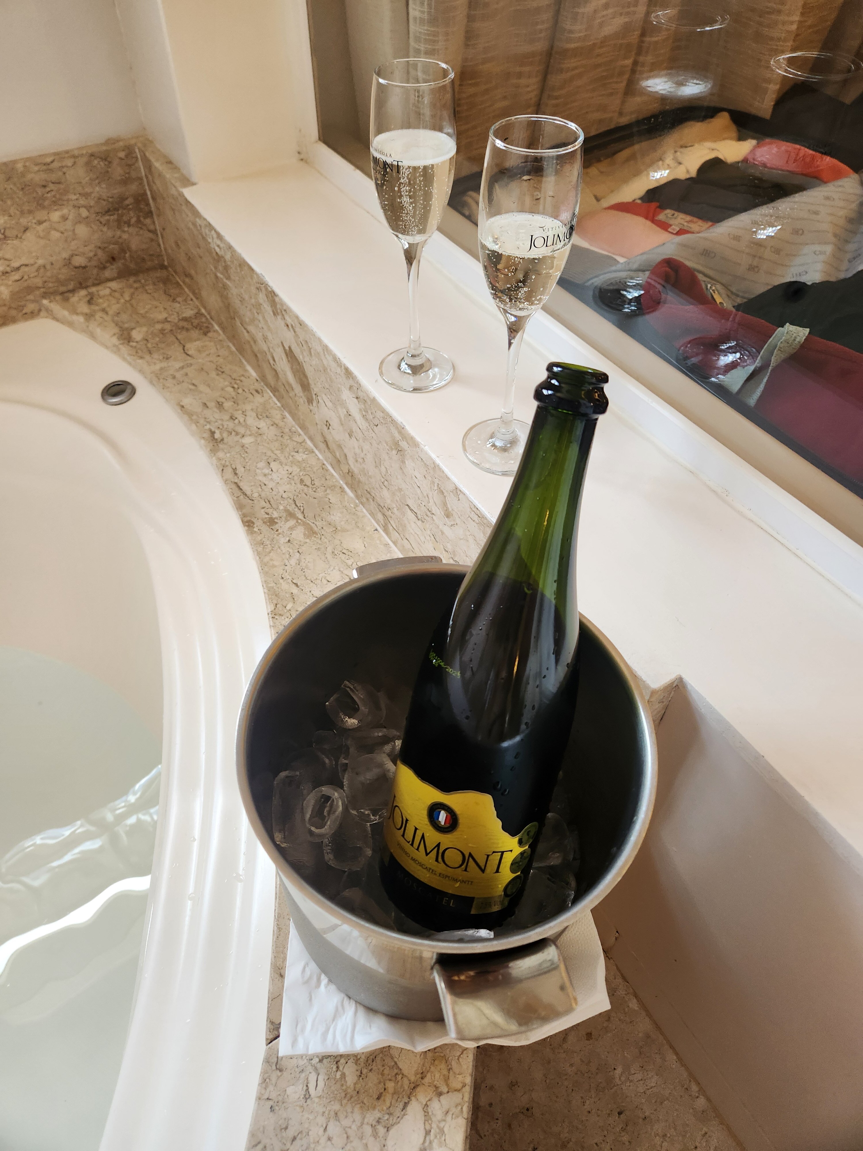 Blumen Hotel Boutique-浴室