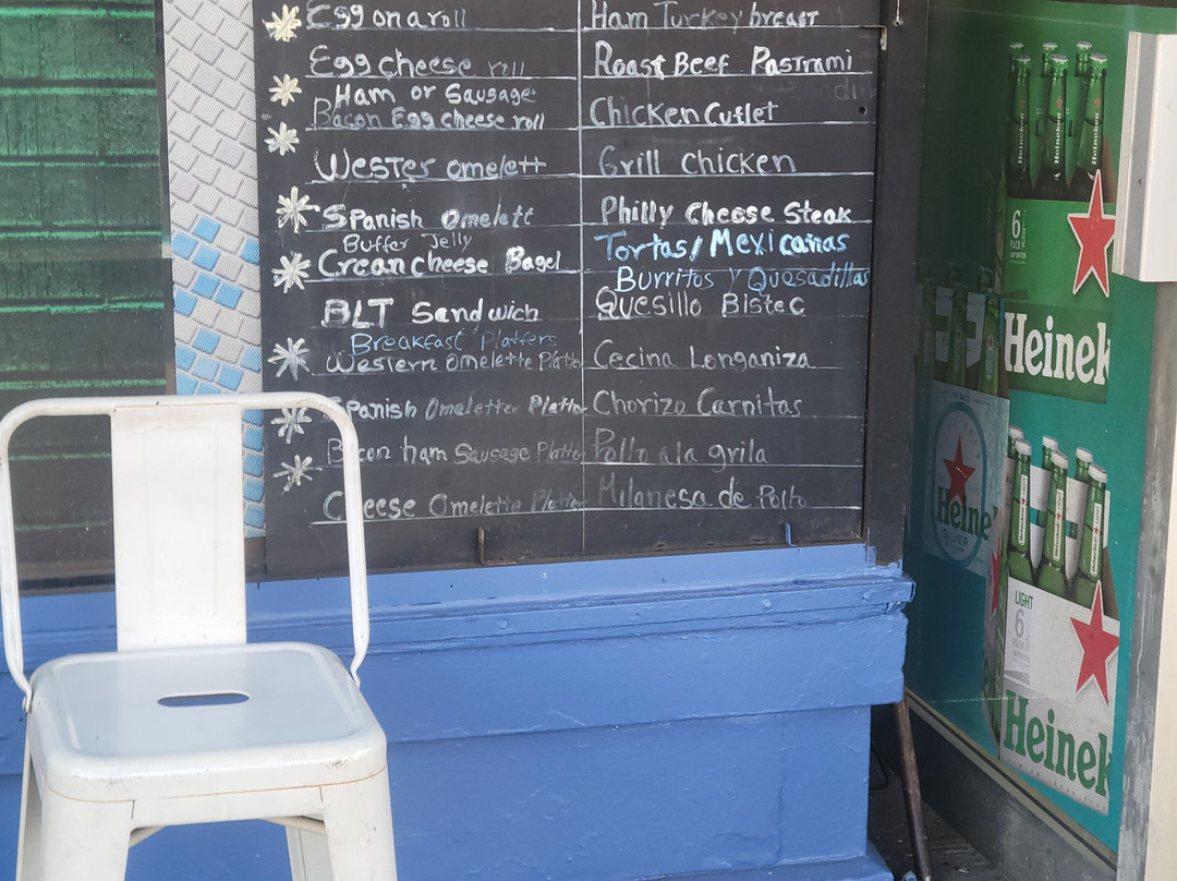 El Kiosko Deli Grocery