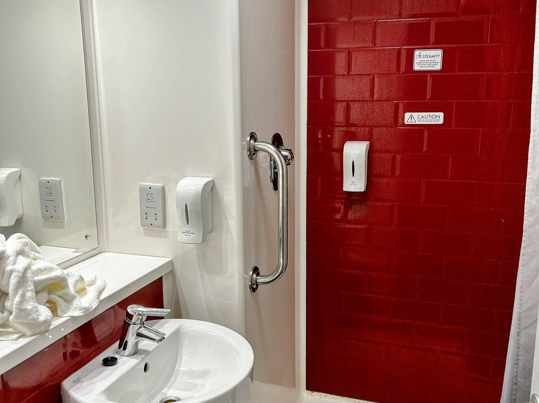 Travelodge High Wycombe Central主图