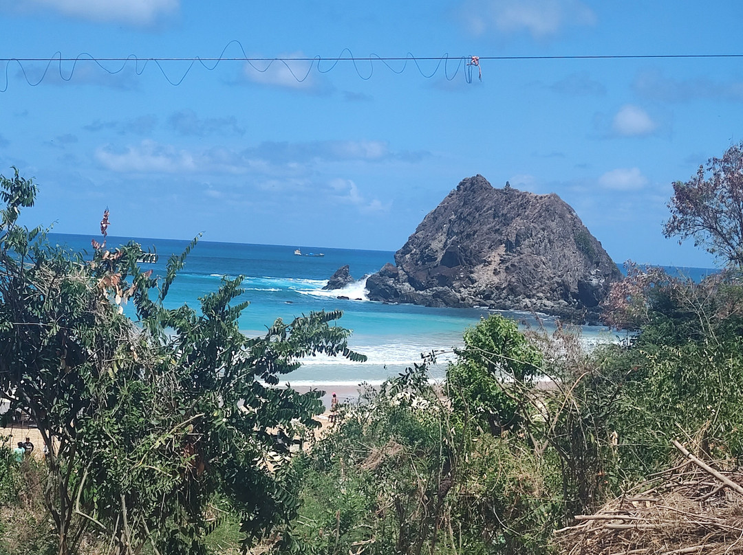 Olhos do Mar-费尔南多-迪诺罗尼亚群岛必去景点