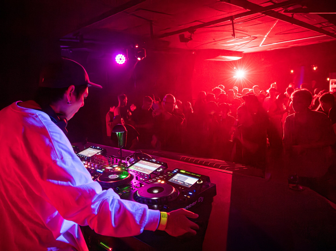 Red CNX-清迈必去景点