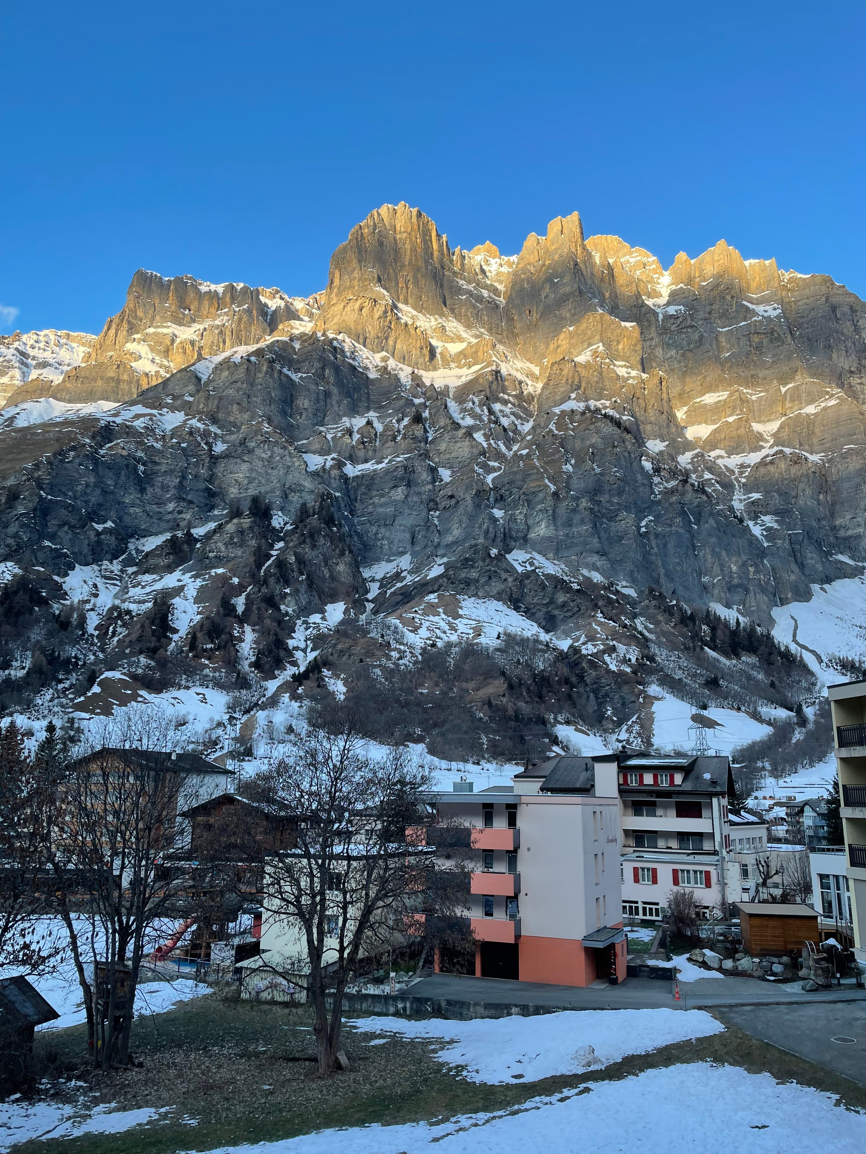 Aparthotel Dala Leukerbad-酒店景观