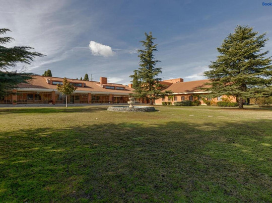 Alojamiento Cristo Rey Pozuelo