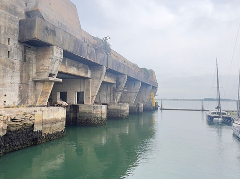 Base de Sous-Marins-洛里昂必去景点