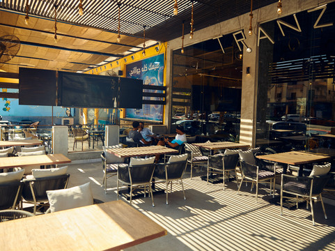 Tranzit Restaurant & Bar