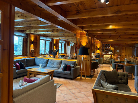 Hotel Xalet Montana主图