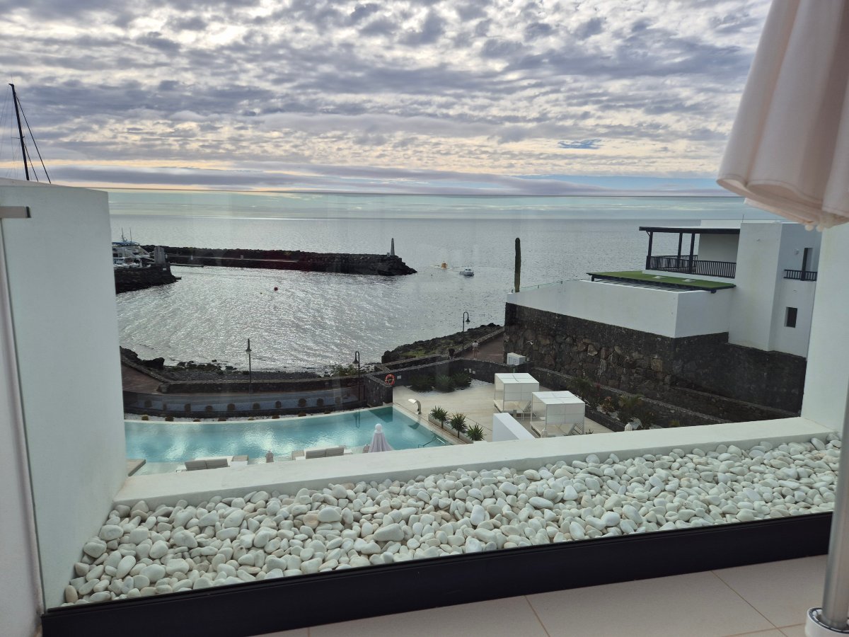 皇家马里纳精品套房酒店-官方