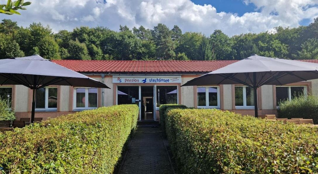 斯特奇妮湖旅馆