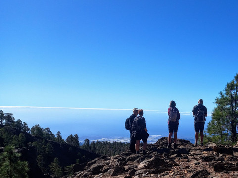 Tenerife Guided Walks-洛斯克里斯蒂亚诺斯必去景点