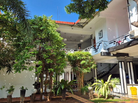 孔雀里奇酒店主图