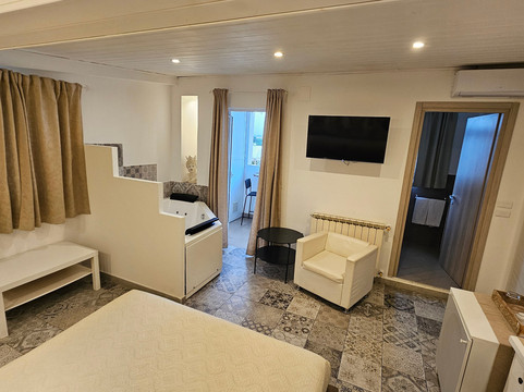 翠凯乐斯住宿加早餐旅馆主图