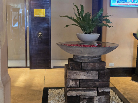 布拉莎丽水疗-芭东海滩必去景点