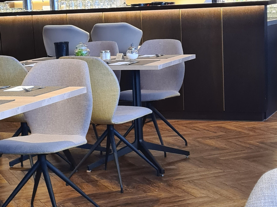 莱姆泰尔阿伦H+酒店主图