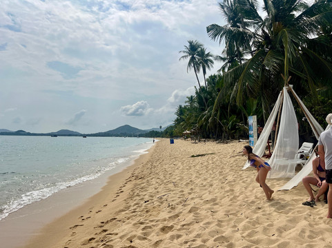 苏梅岛布里海滩度假酒店主图