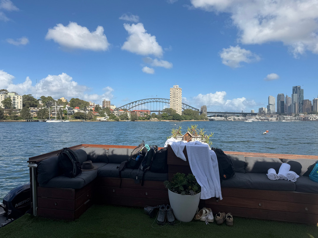 Positive Energy Adventures & Retreats-麦克夸利港必去景点