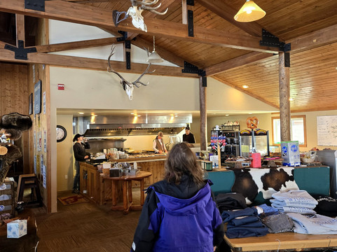 Meadowlark Ski Lodge-Ten Sleep必去景点